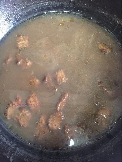 牛肉手擀面怎么做好吃（牛肉手擀面的做法）